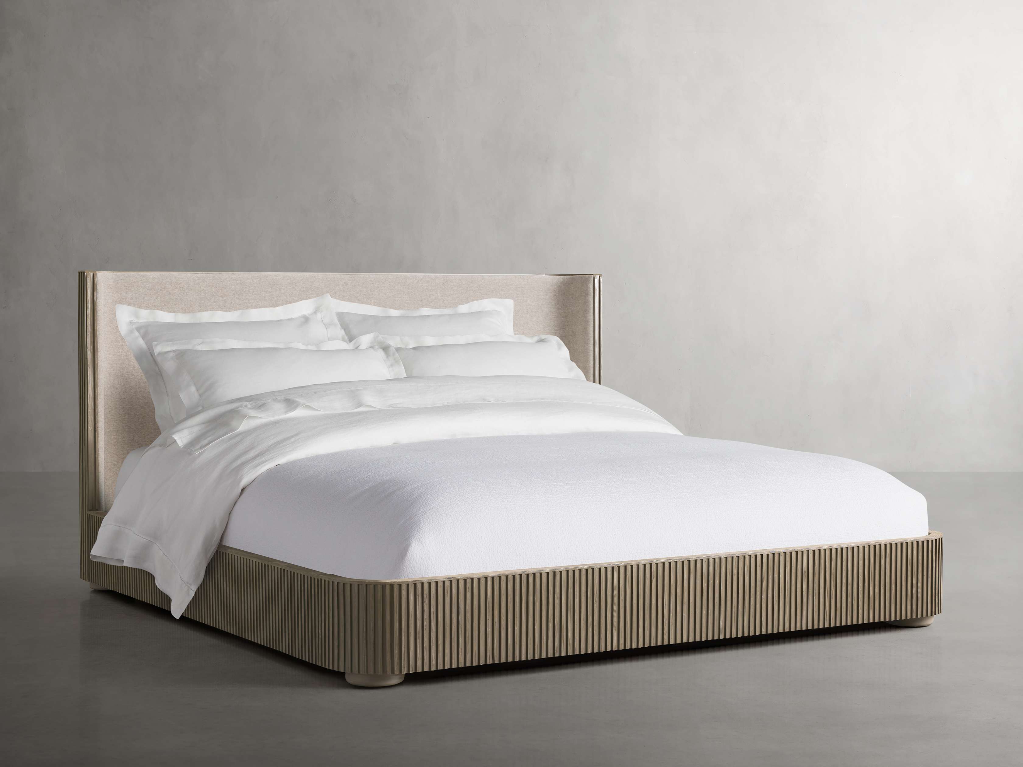 Finnley Bed
