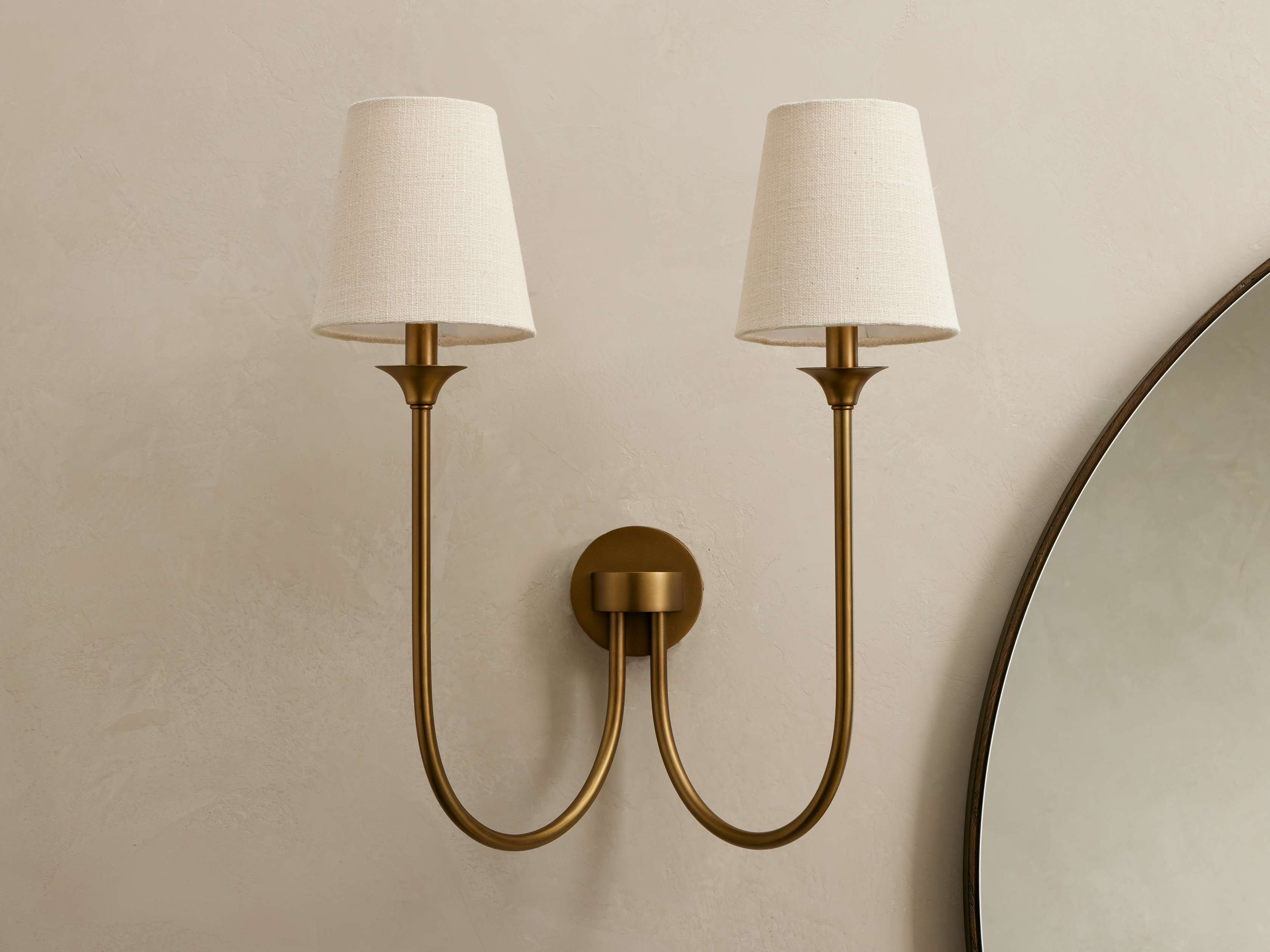 Saige Sconce