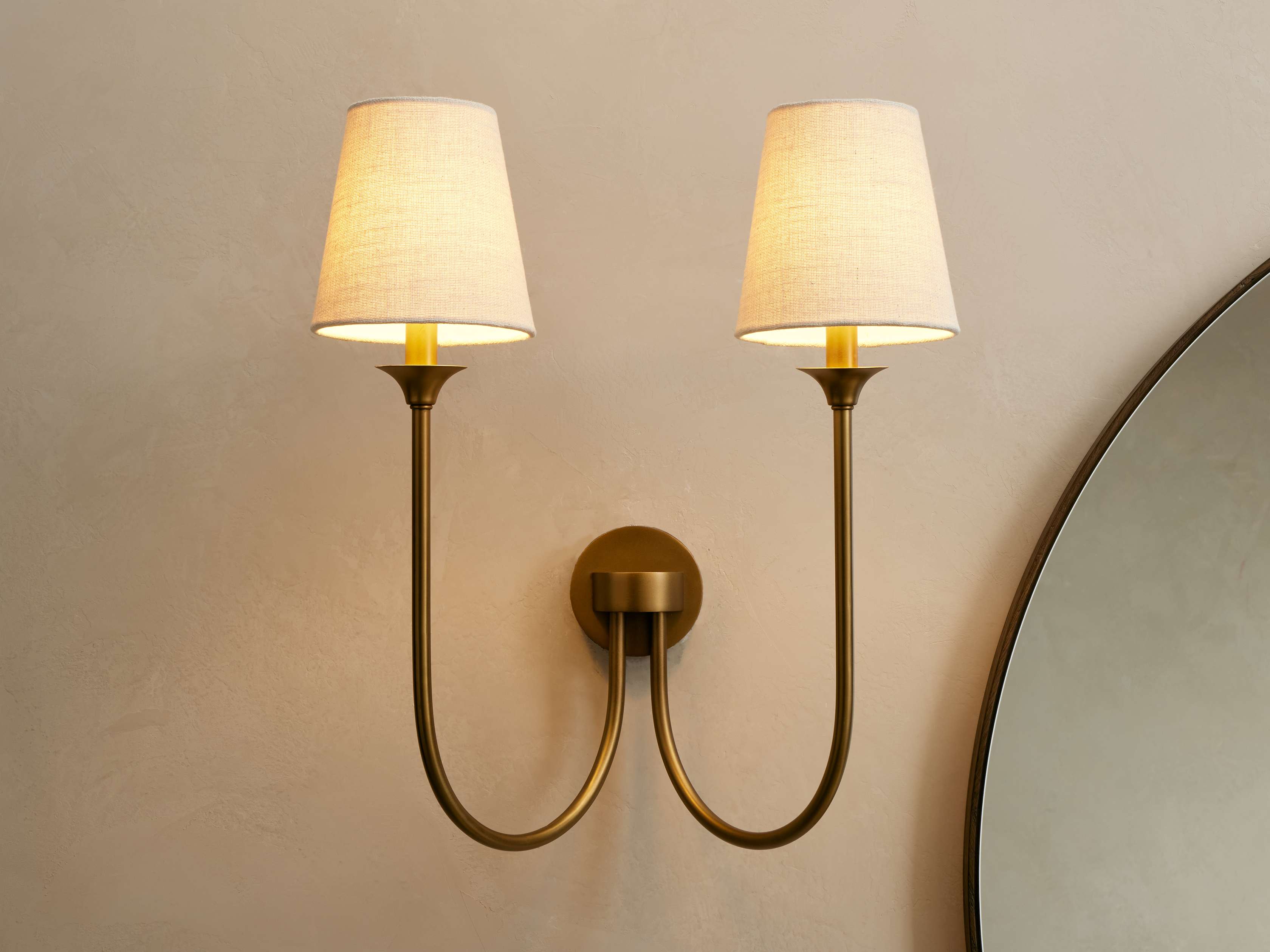 Saige Sconce
