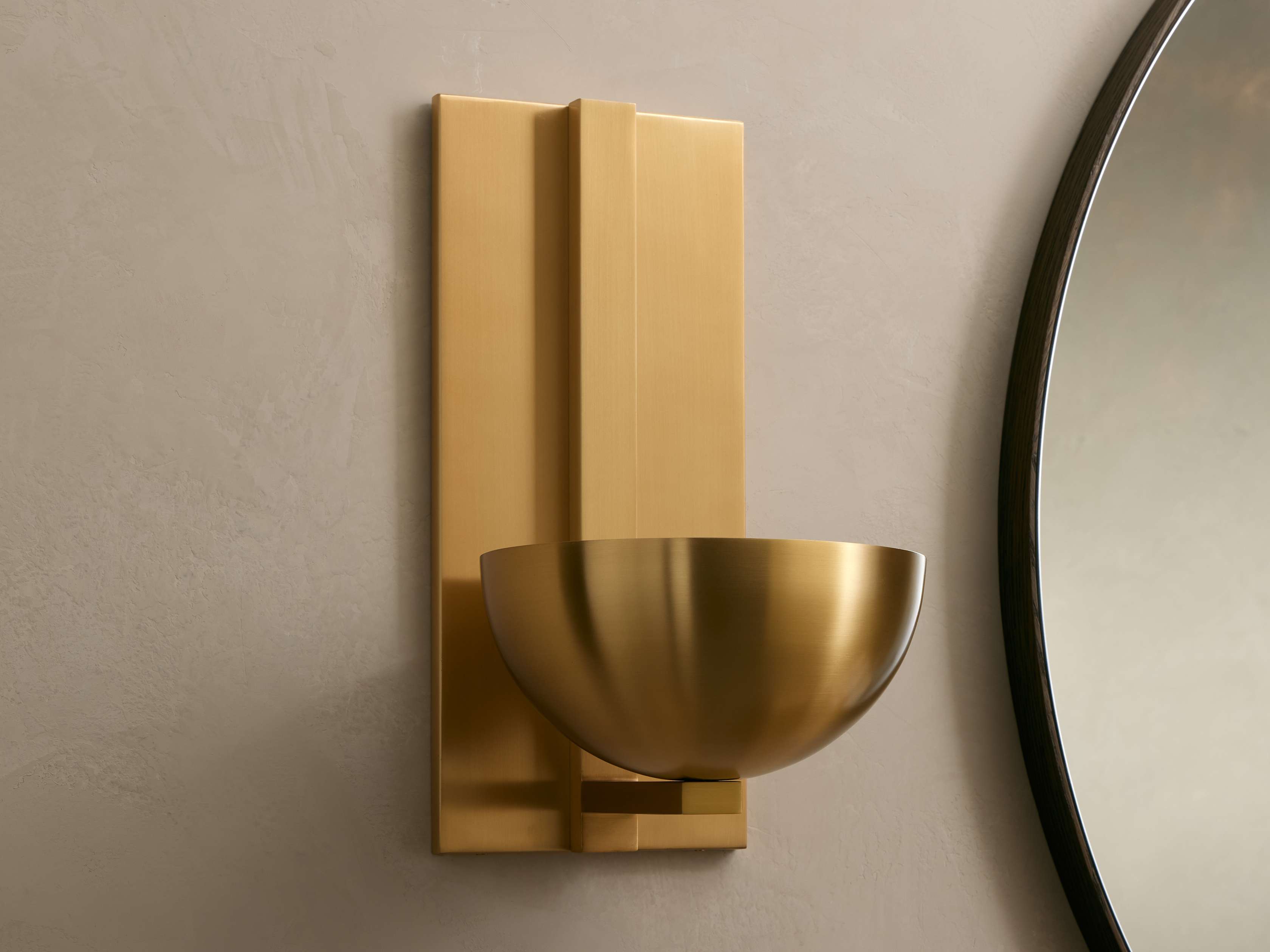 Belmira Sconce