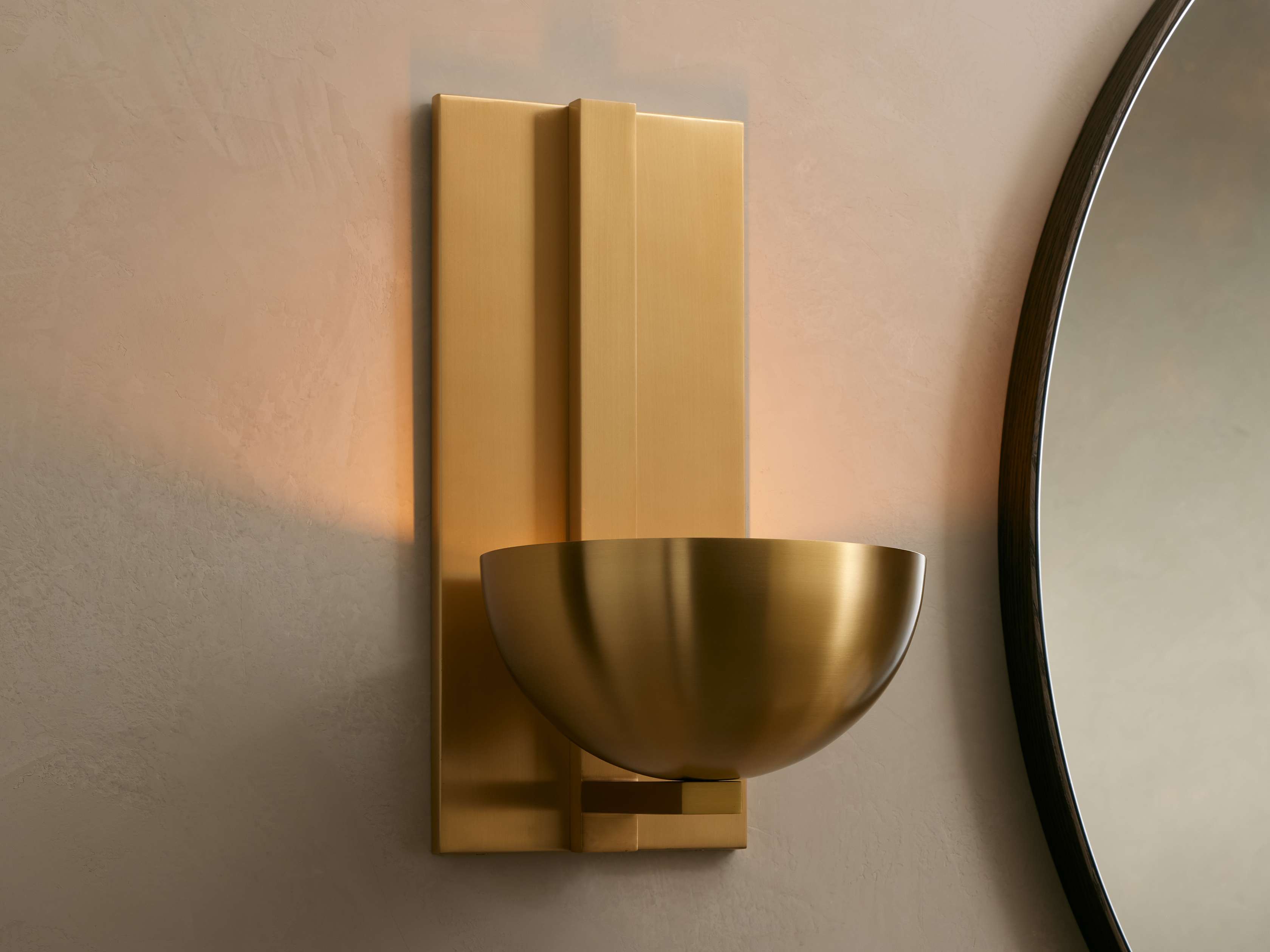 Belmira Sconce