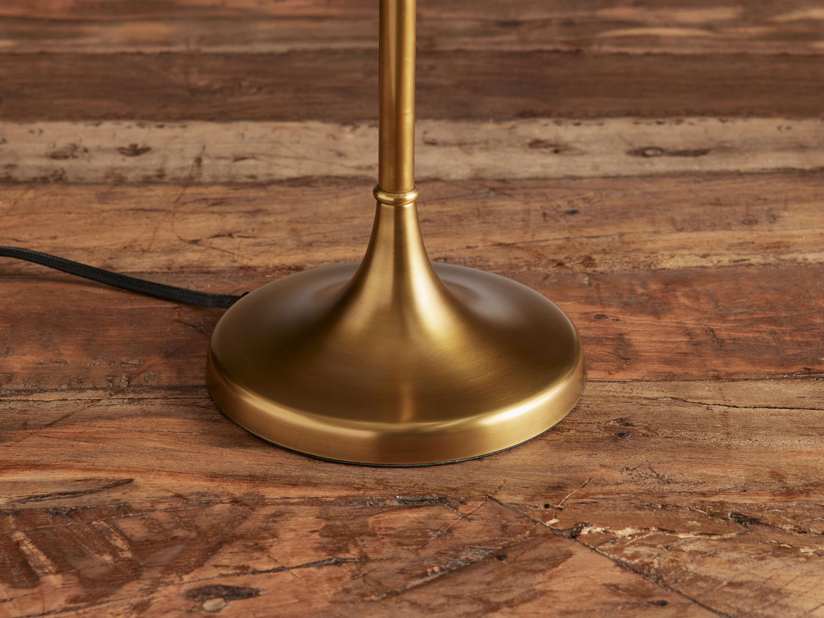 Lorelei Table Lamp