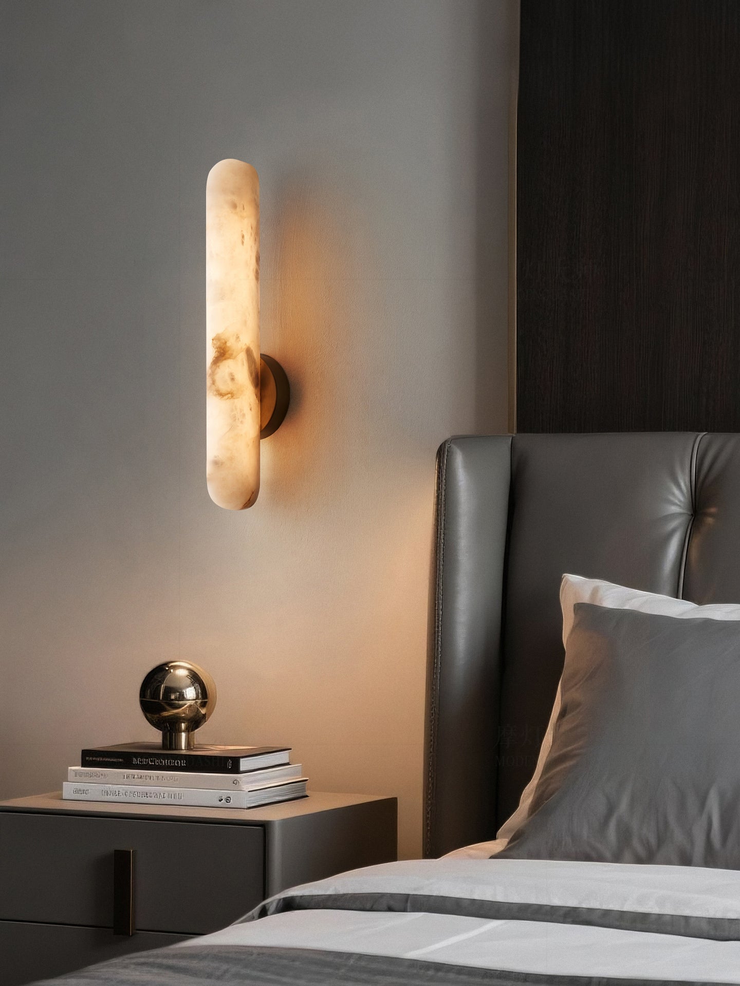 Alabaster Rod Sconce