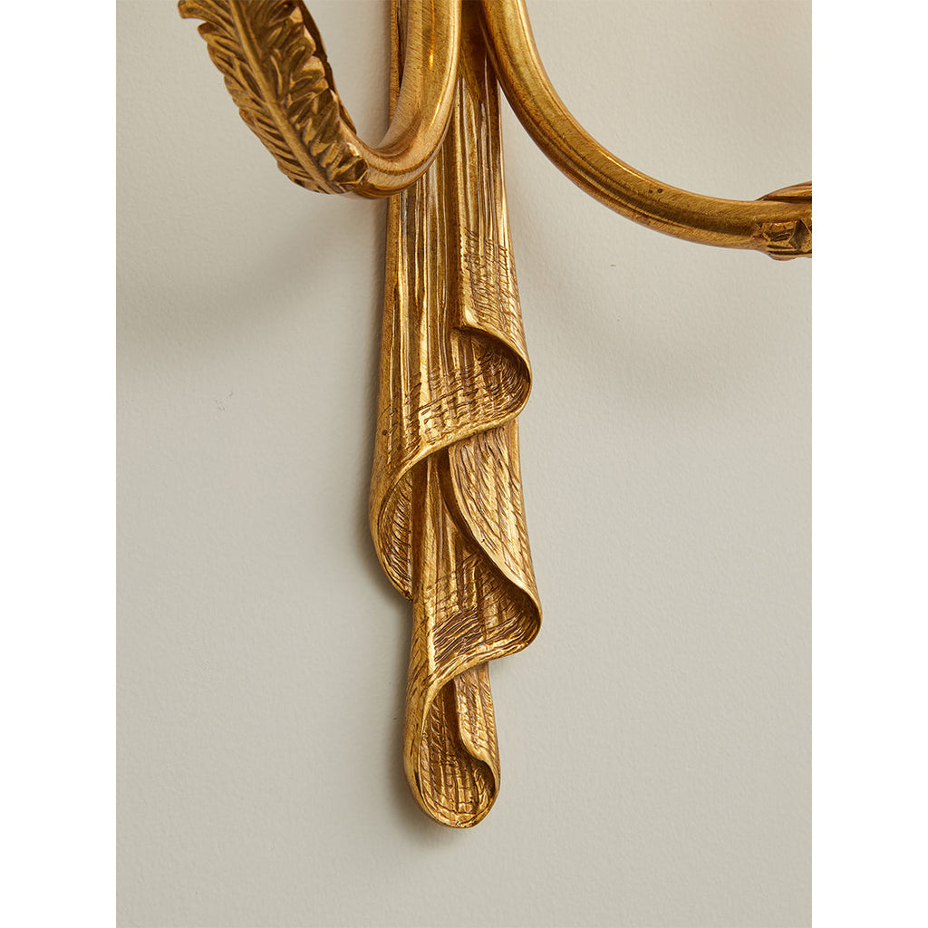 Cylora Brass Wall Lamp