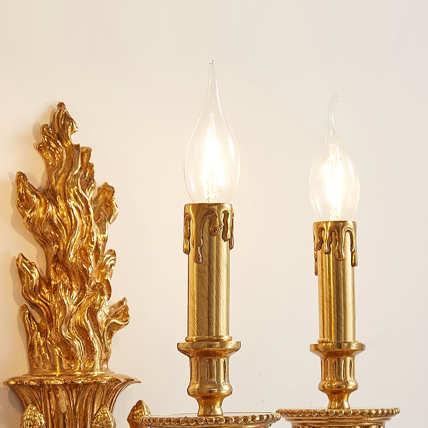 Cylora Luxe Wall Lamp