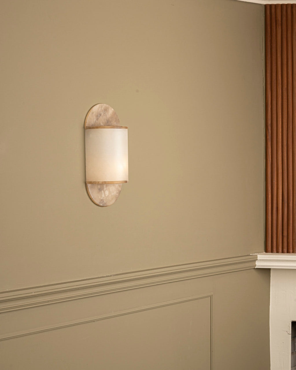 Pilolo Alabaster Wall Light