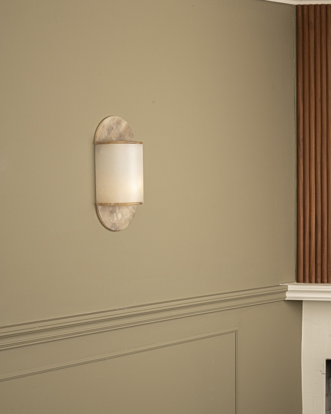 Pilolo Alabaster Wall Light