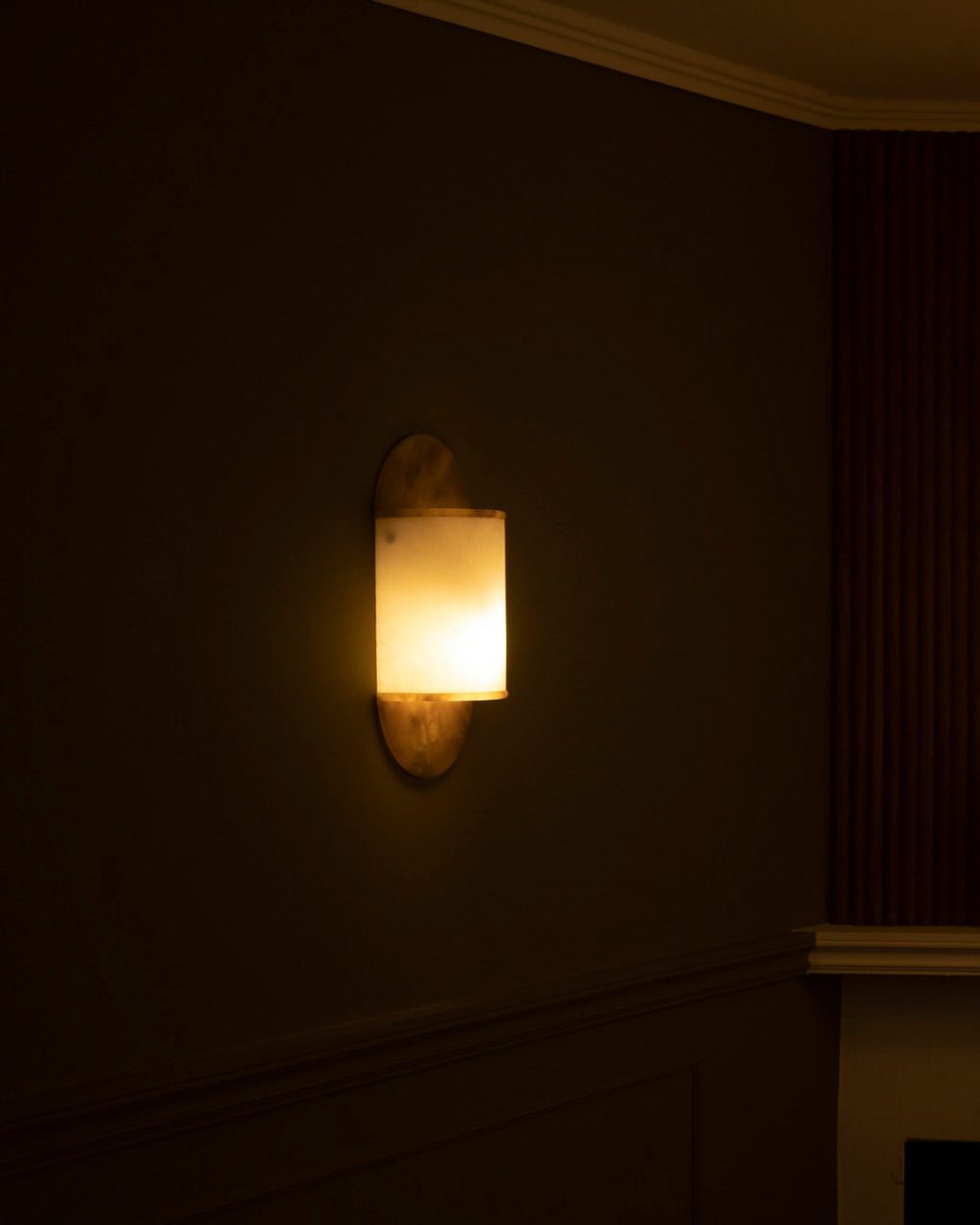 Pilolo Alabaster Wall Light